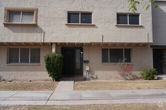 Building Photo - 6837 E Osborn Rd