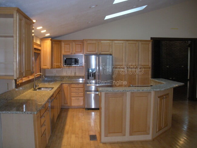 Building Photo - 2547 Nottingham Pl