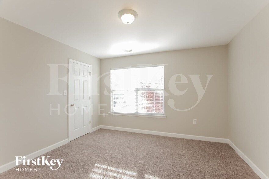 Building Photo - 4019 Linville Falls Ln