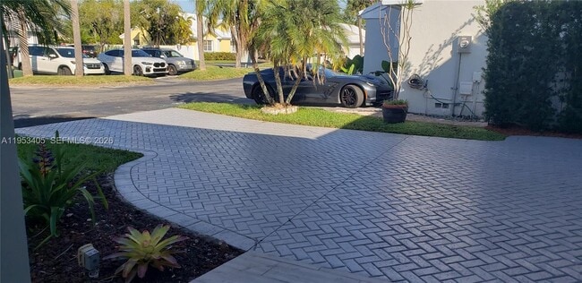 Building Photo - 11242 SW 62nd Ln