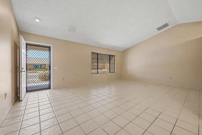 Building Photo - 14222 W Yosemite Dr