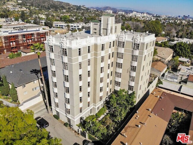 Building Photo - 1314 Hayworth Ave