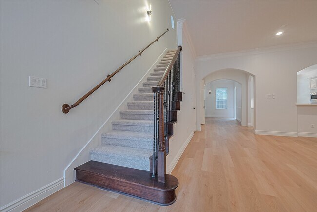 Building Photo - 1514 Olive Park