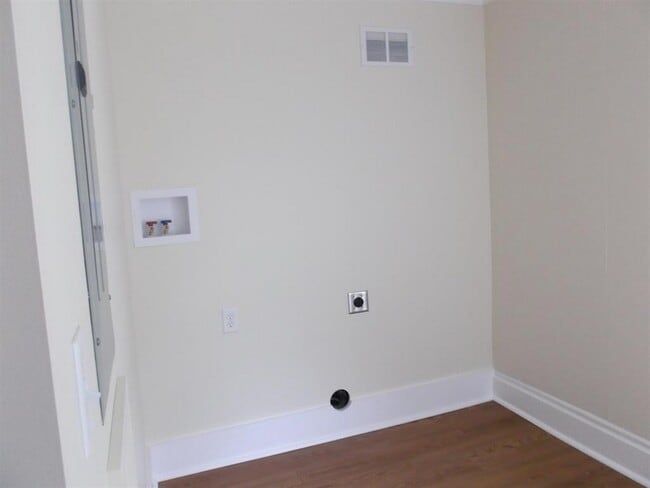 Building Photo - 7525 Ethan Allen Hwy