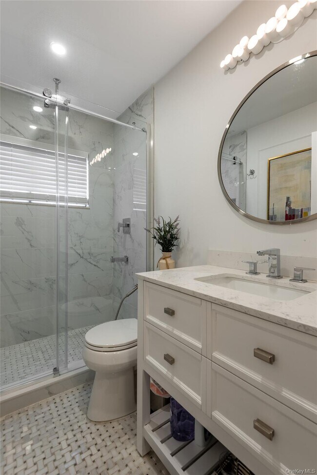 Building Photo - 11 Foster Ln