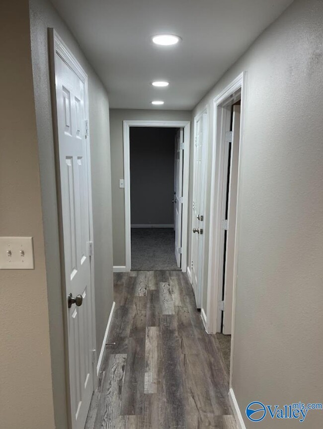Building Photo - 13584 Garden Way