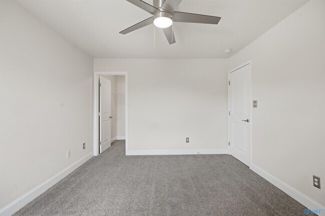 Building Photo - 3011 Magnolia Leaf Cir SE