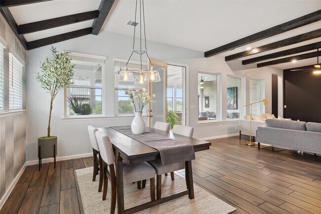 Building Photo - 16720 Horondelle Dr