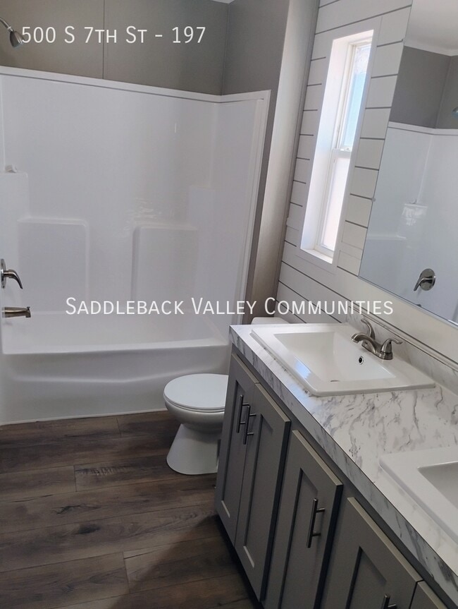 Building Photo - 500 S 7th St