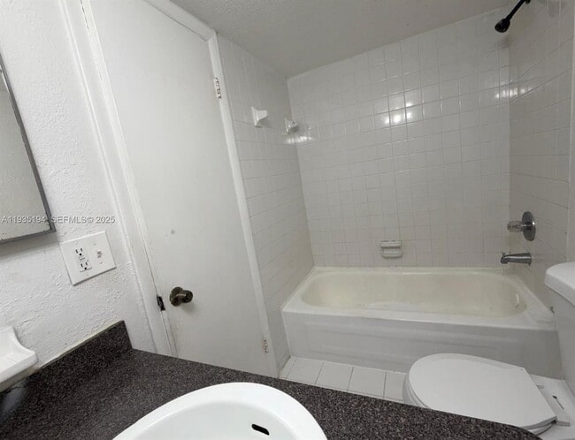 Building Photo - 3751 NW 115th Way