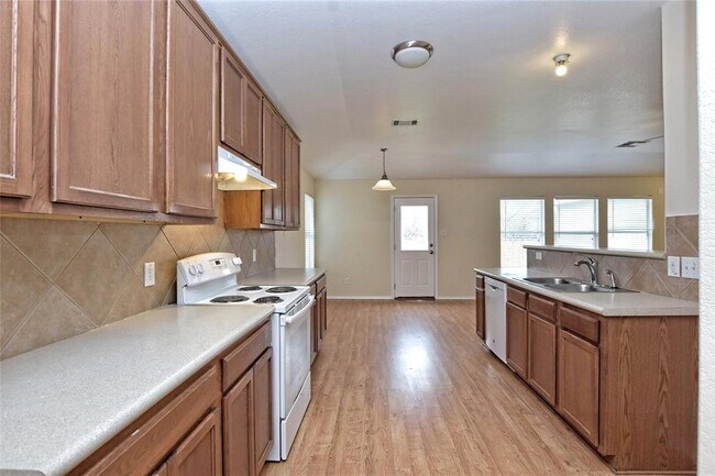 Building Photo - 401 Bandara Woods Blvd