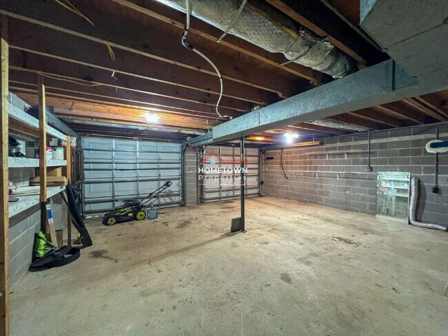 Building Photo - 920 N J St