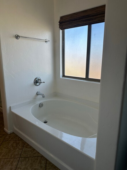 Building Photo - 11770 W Hackney Dr