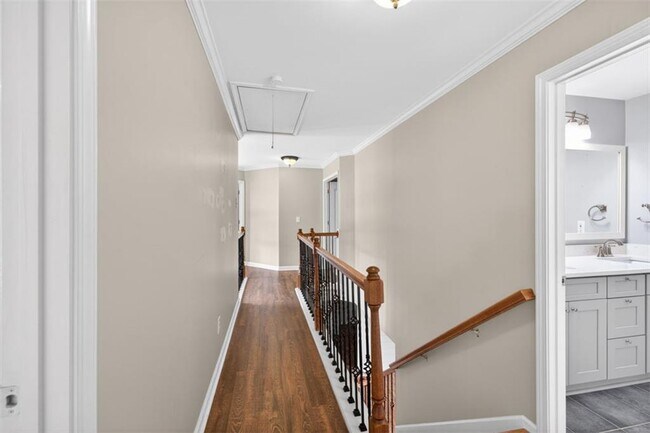 Building Photo - 4582 Campenille Ct