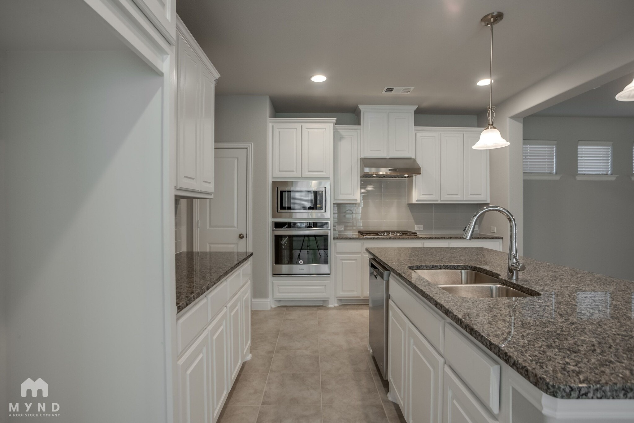 Building Photo - 133 Knight of Realm Blvd