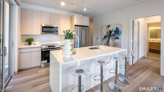 Building Photo - 22 Hubbard Rd