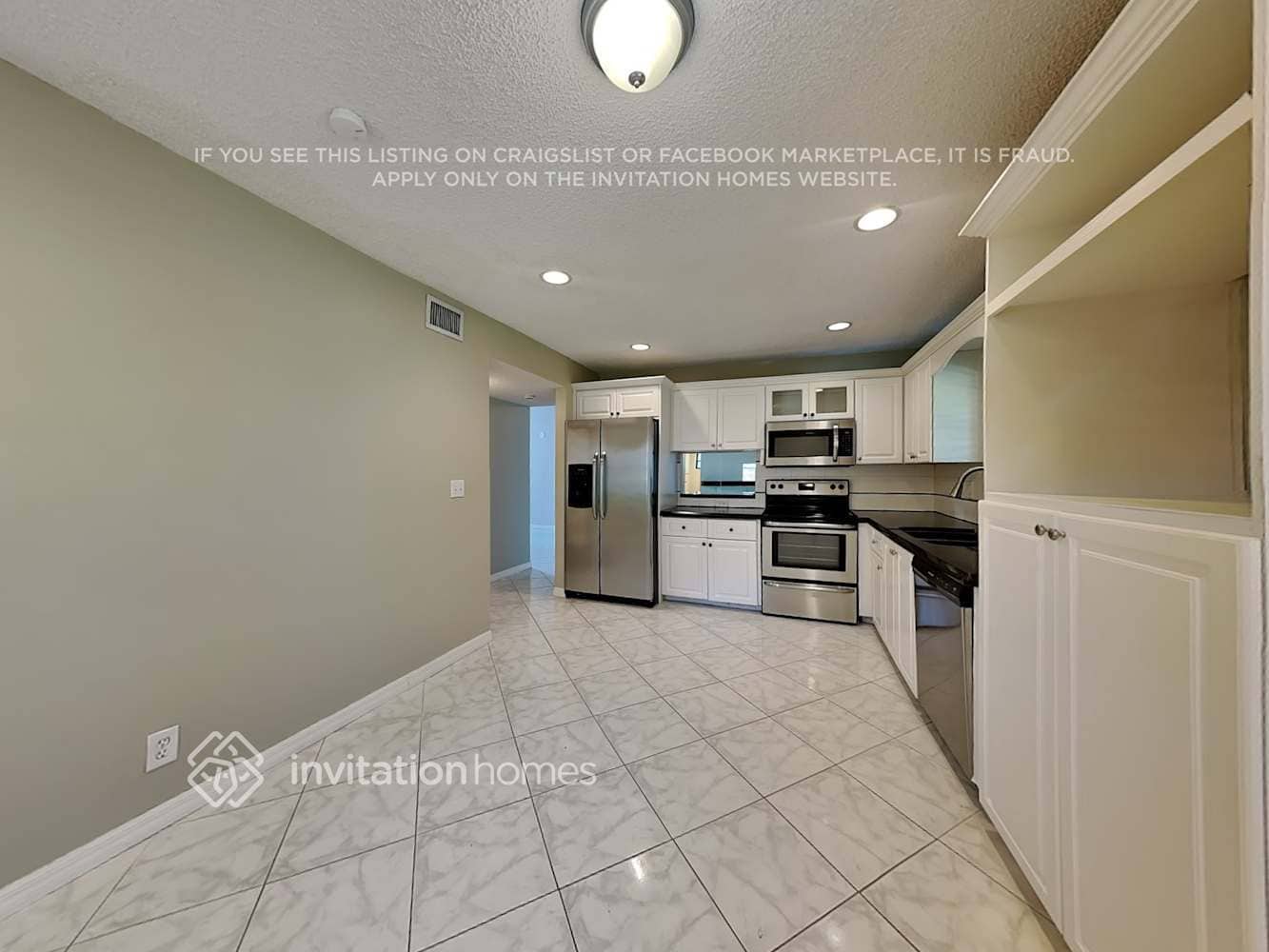 Building Photo - 22301 Thousand Pines Ln