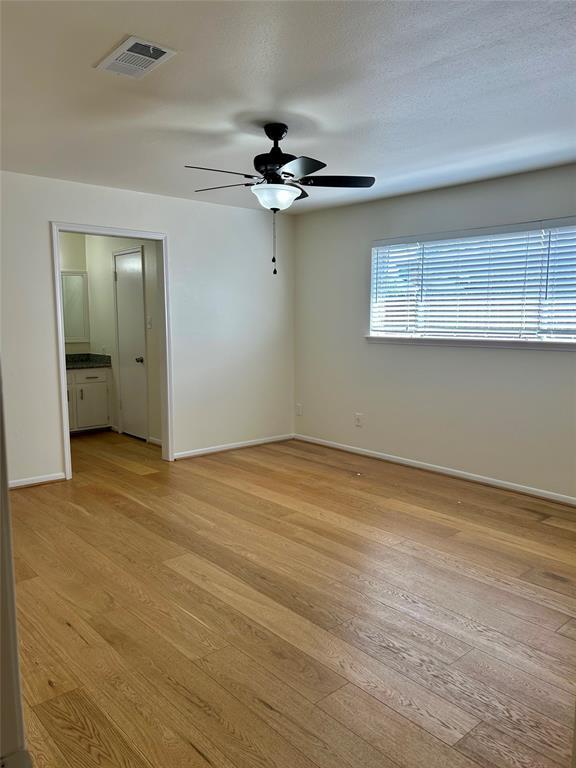 Building Photo - 5902 De Lange Ln