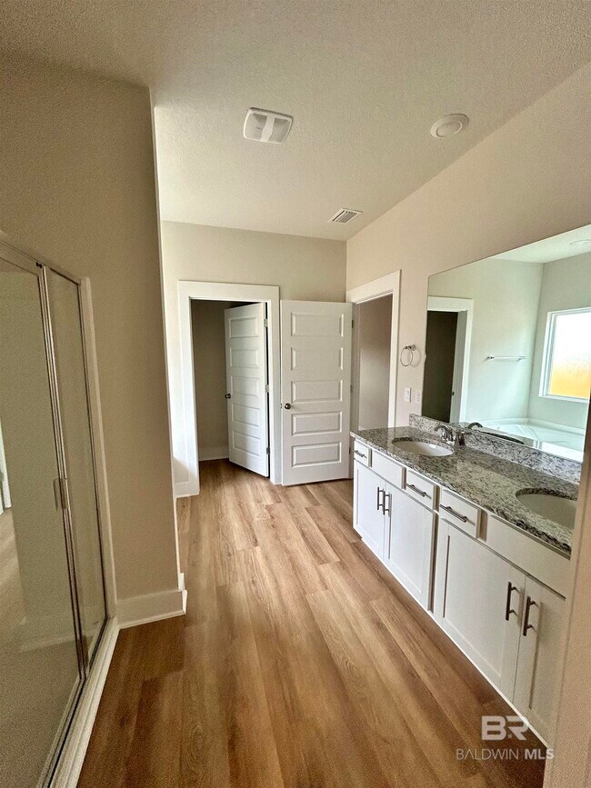 Building Photo - 8708 Sea Star Cir