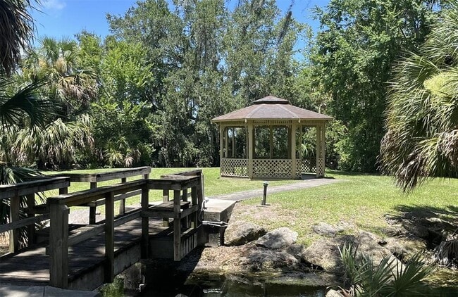 Building Photo - 308 Palm Coast Pkwy NE