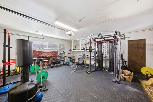 Building Photo - 25 Warmwood Way