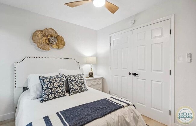 Building Photo - Fully Updated 2 BR | 1 BA Condo in Vallejo