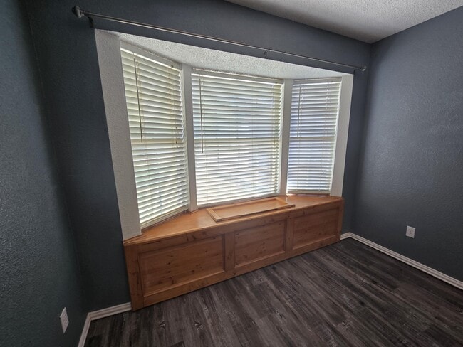 Building Photo - 1548 Bosc Ct