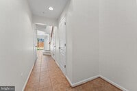 Building Photo - 702 Anoosh Ct