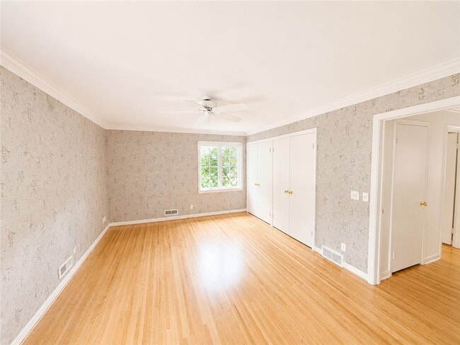 Building Photo - 20 Briar Patch Rd