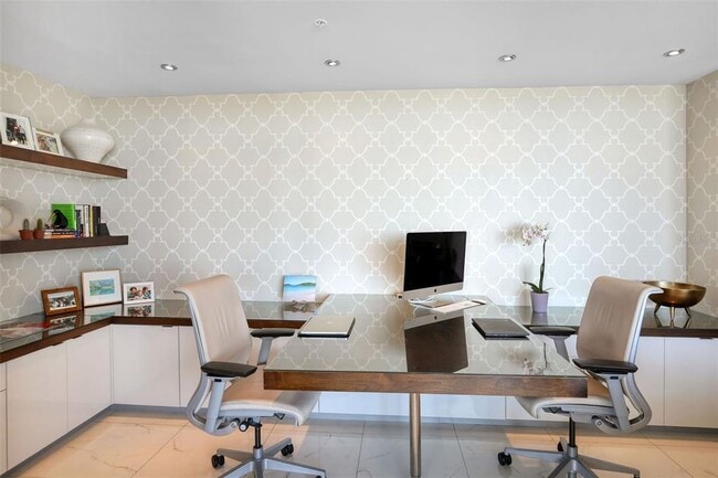 Building Photo - 175 1st St S