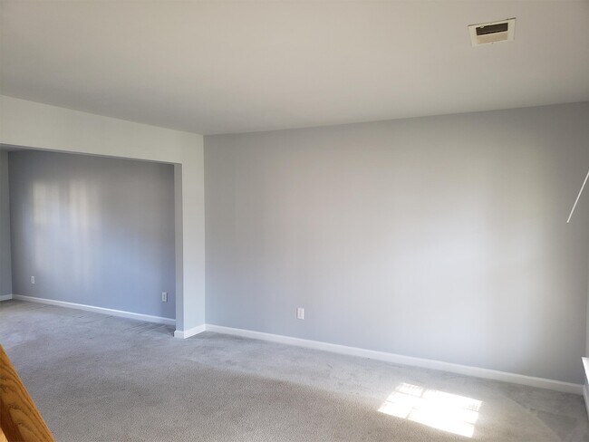Building Photo - 9824 Aaronda Ct