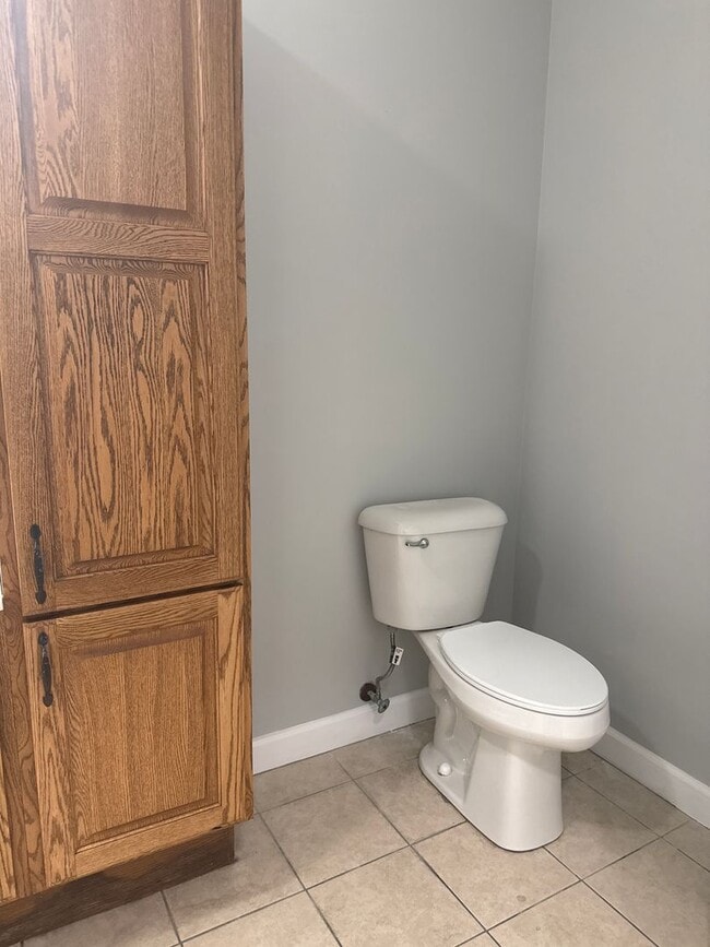 Building Photo - 620 Garvey Ln