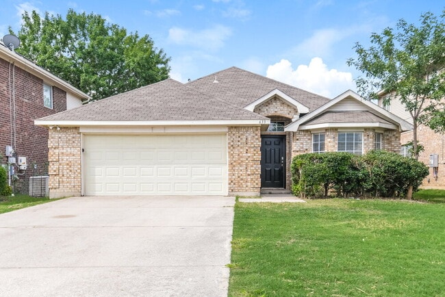Building Photo - 633 Crystal Brook Dr