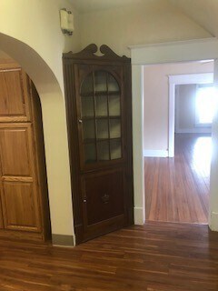 Building Photo - 515 S Fess Ave