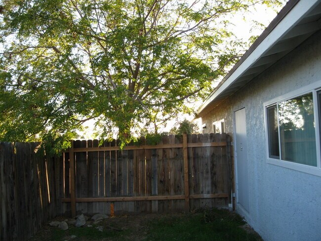 Building Photo - 15870 Chehalis Rd