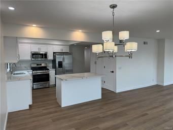 Building Photo - 4112 Seashore Dr