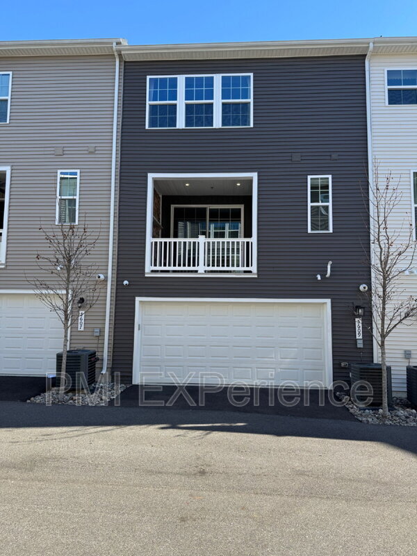 Building Photo - 5609 Greenpoint Ln