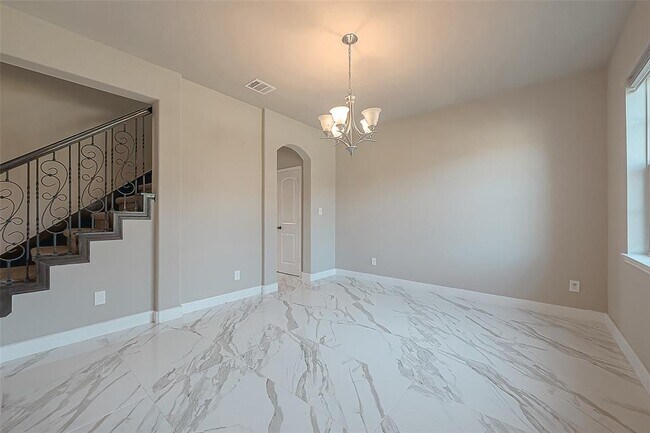 Building Photo - 6018 Mapleton Meadow Ln