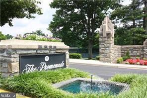 Building Photo - 5225 Pooks Hill Rd