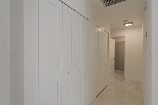 Building Photo - 4845 Shell Stream Blvd