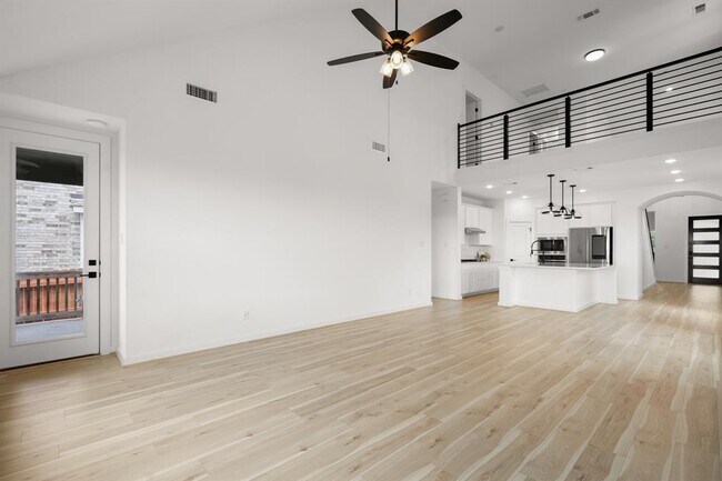 Building Photo - 8009 Copper Prairie Bend