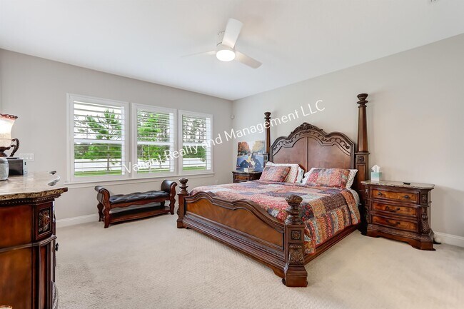 Building Photo - 295 Morning Mist Ln