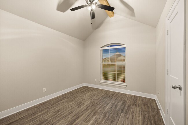 Building Photo - 1628 Legacy