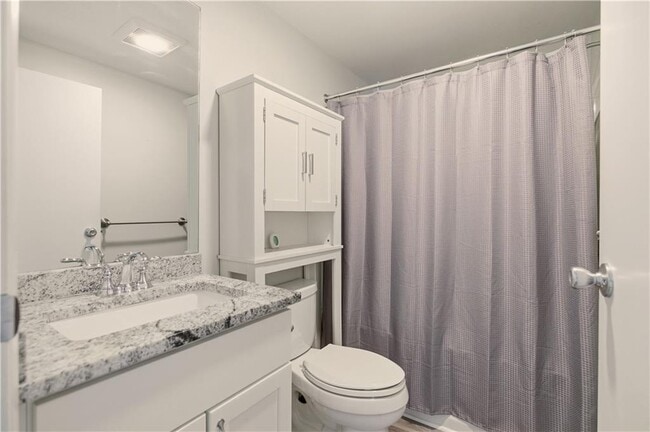 Building Photo - 1 Aquidneck Dr