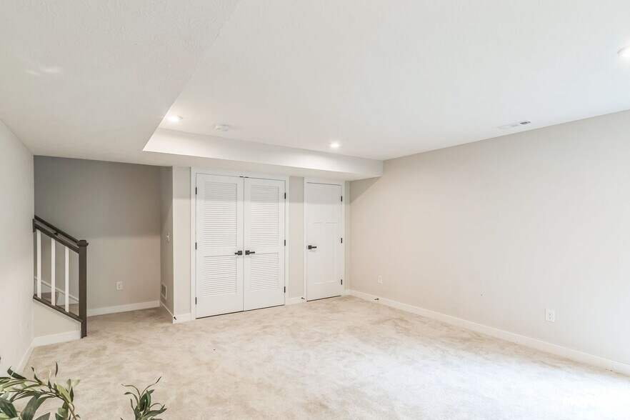 Building Photo - 6832 Frey Ln