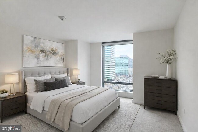 Building Photo - 1414 S Penn Square