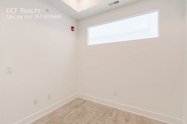 Building Photo - 1622 Point Breeze Ave