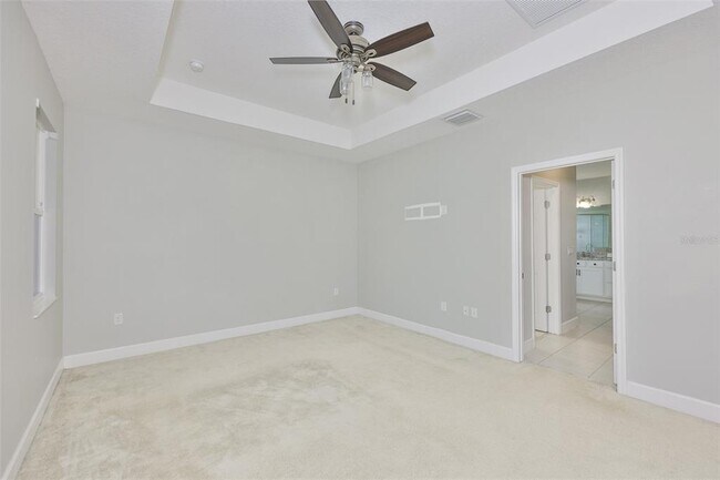 Building Photo - 6207 Voyagers Pl