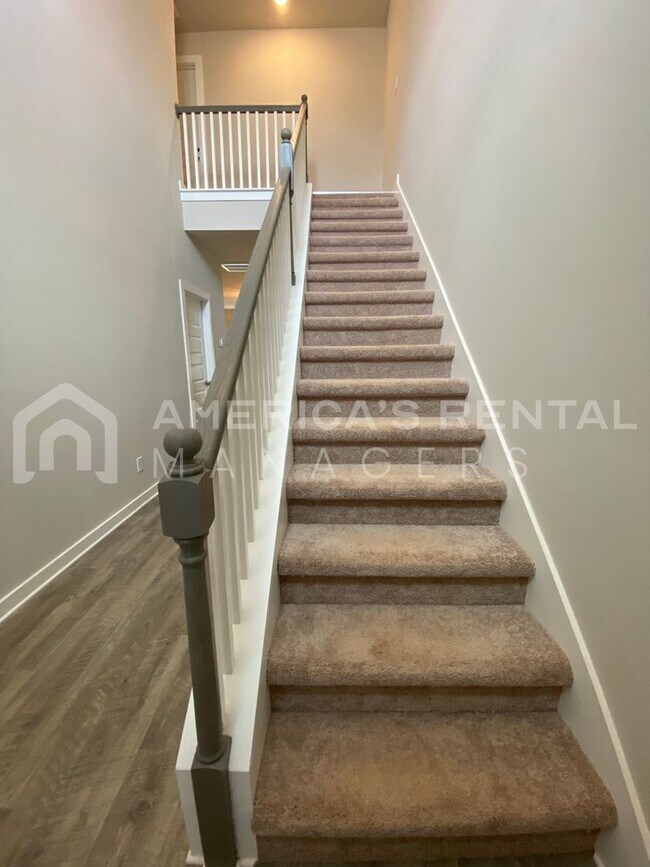 Building Photo - Home for Rent in Jemison, AL! Available to View!