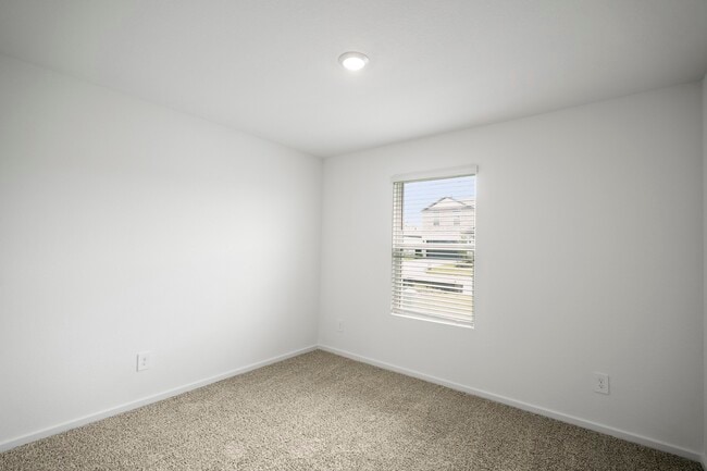 Building Photo - 12011 Curlin Dr